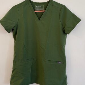 Figs Technical Collection XS Top in Olive